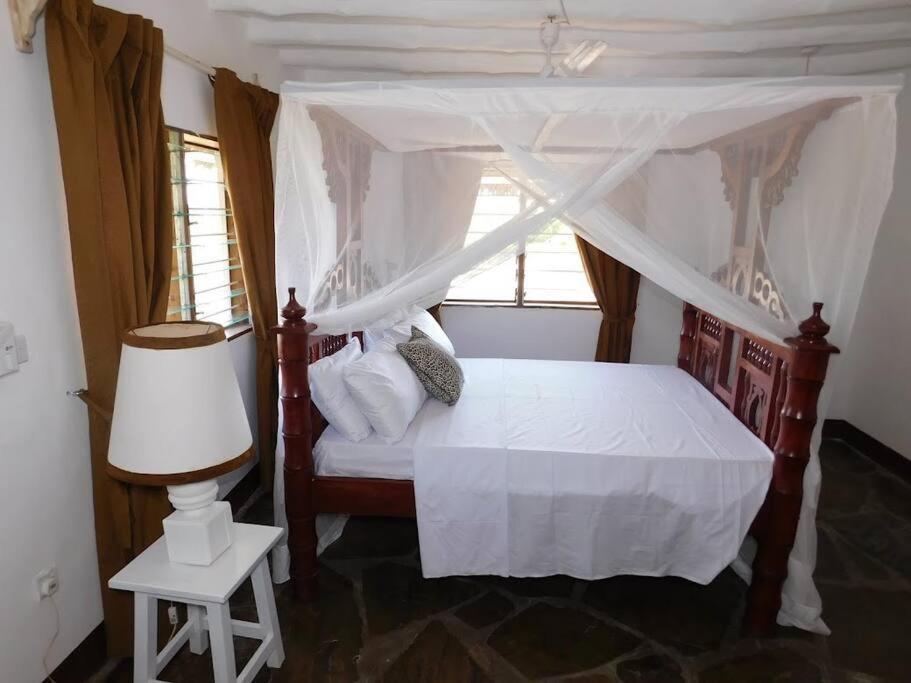 Holiday Home In Malindi Mambrui Exterior foto