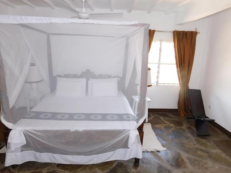 Holiday Home In Malindi Mambrui Exterior foto