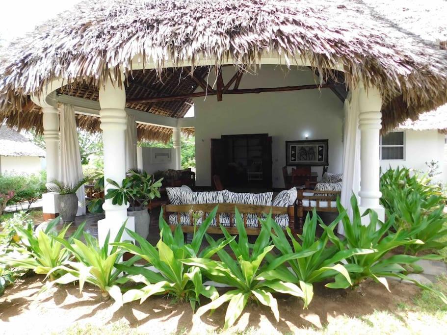Holiday Home In Malindi Mambrui Exterior foto